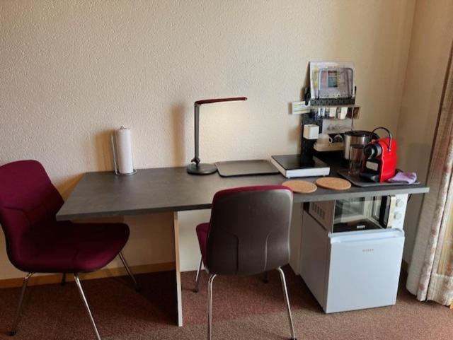 Ruhige Zimmer Im Gruenen Und Studio Im Naherholungsgebiet Sigigen ภายนอก รูปภาพ