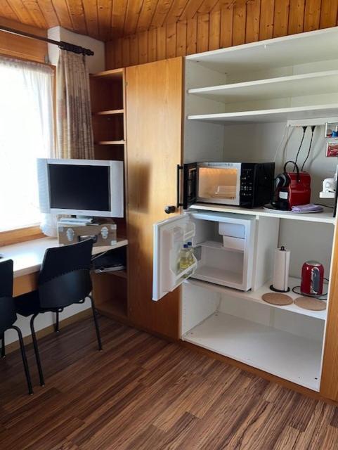 Ruhige Zimmer Im Gruenen Und Studio Im Naherholungsgebiet Sigigen ภายนอก รูปภาพ